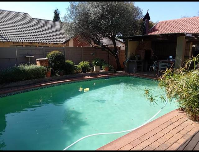 3 BEDROOM HOUSE FOR SALE IN EDENVALE EXT